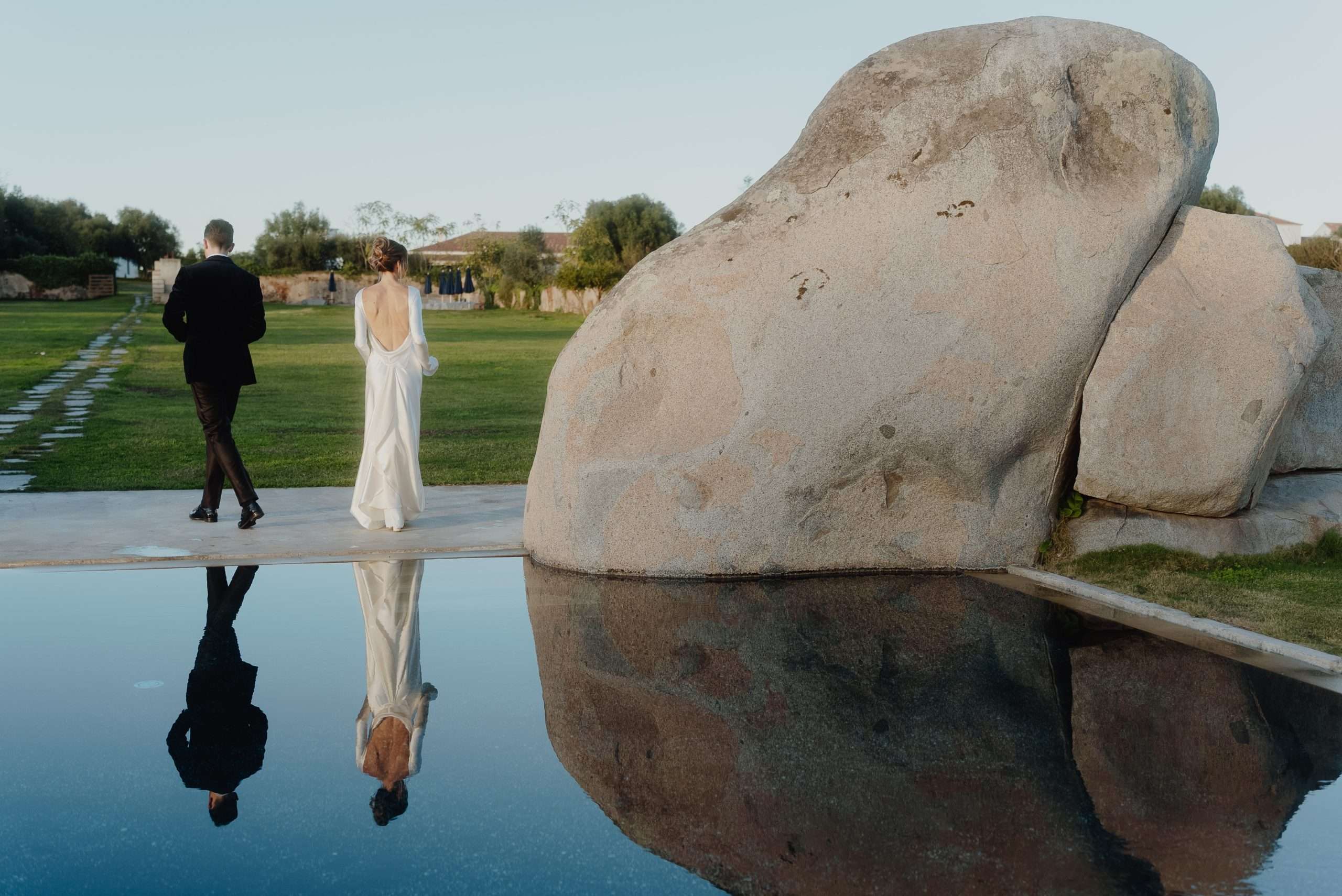 Bride and groom at São Lourenço do Barrocal Alentejo Portugal