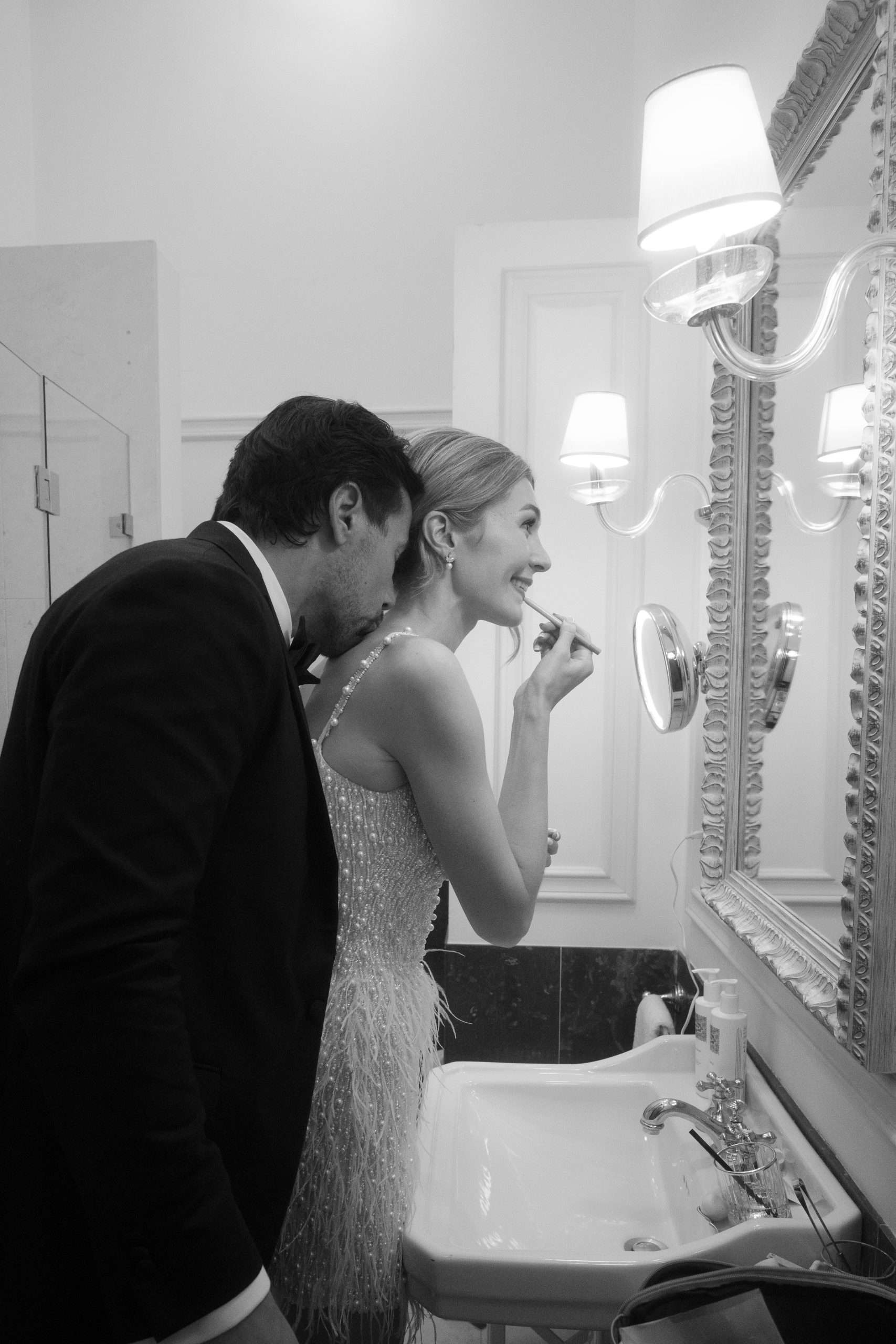 Wedding couple at Palácio Nacional de Queluz destination wedding Portugal